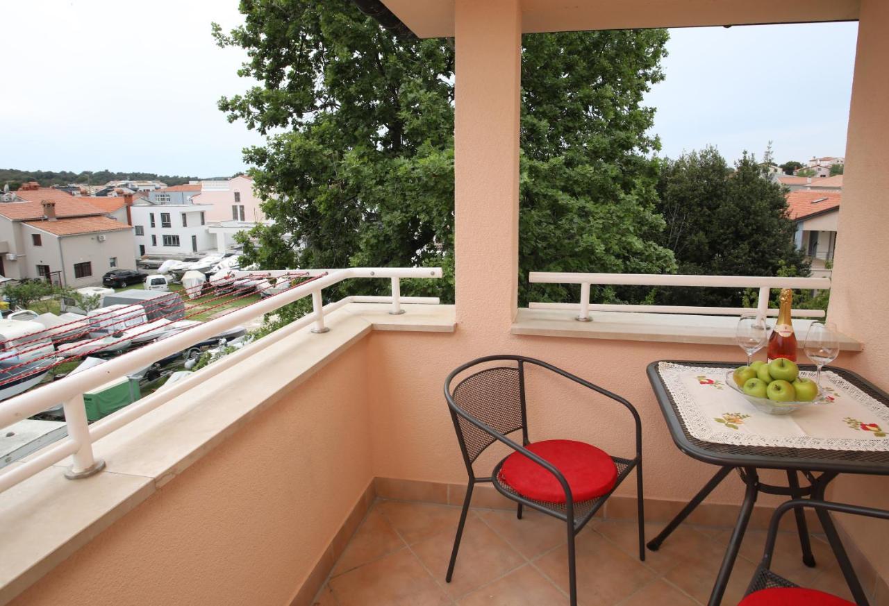 Apartman Izabela Medulin Exterior foto